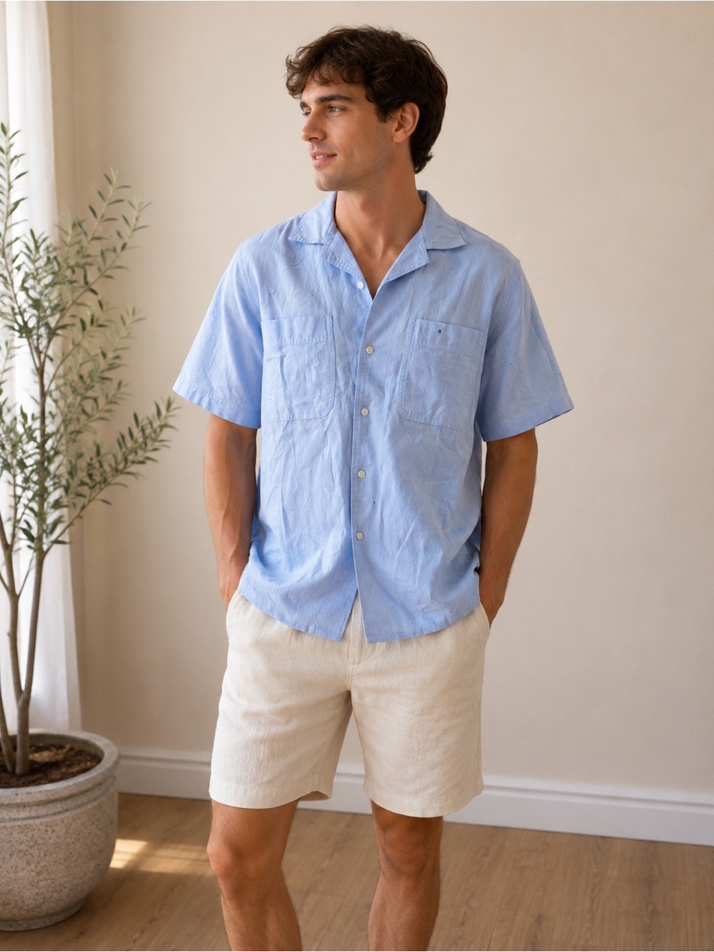 American Eagle Outfitters Light Blue Short Sleeve Button-Down Shirt